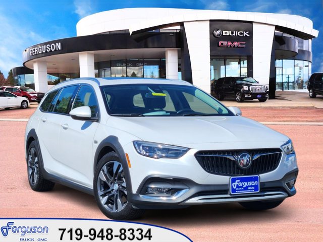 2019 Buick Regal TourX Essence